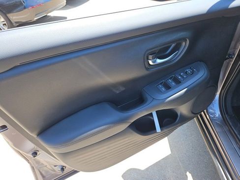 New 2026 Honda HR-V LX image 13
