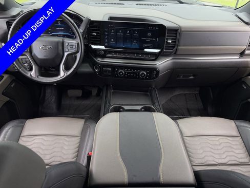 Used 2024 Chevrolet Silverado 2500 ZR2 w/ Technology Package AWD/4WD image 14