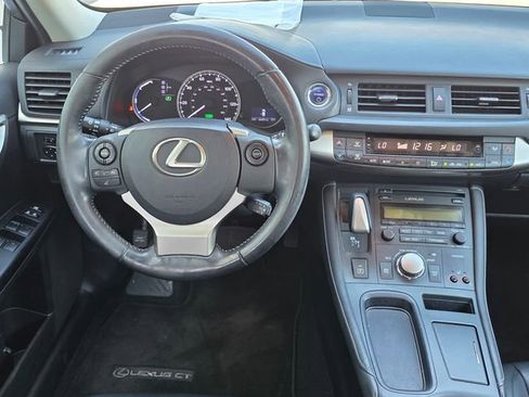 Used 2017 Lexus CT 200h 200h 4D Hatchback w/ Seat Comfort Package image 15