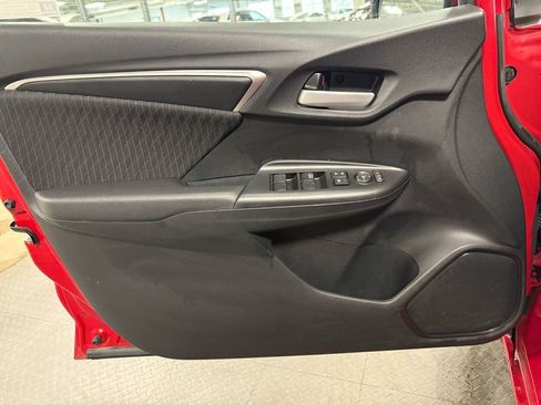 Used 2019 Honda Fit EX image 8