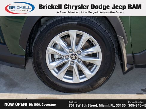 Used 2024 Toyota Corolla Cross LE image 35