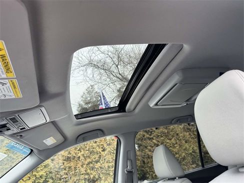 Used 2020 Honda Pilot Touring image 18