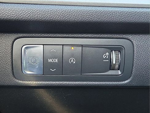 Certified 2024 Chevrolet Traverse LS FWD image 17