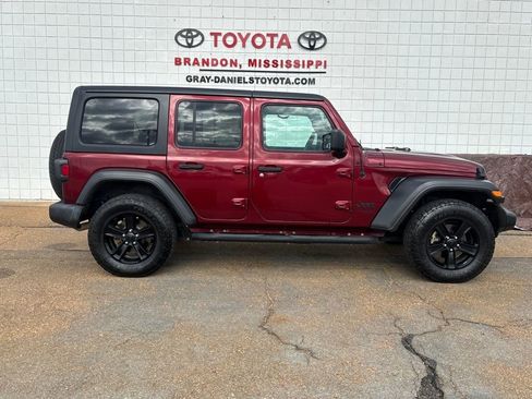 Used 2021 Jeep Wrangler Unlimited Sport image 1
