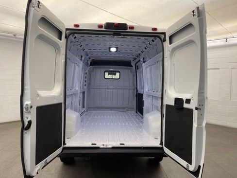 New 2026 RAM ProMaster 2500 FWD image 6