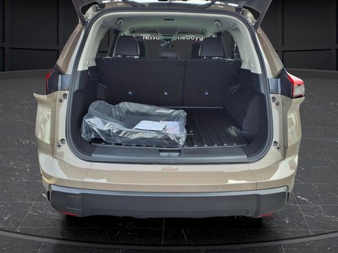 New 2026 Nissan Rogue SV AWD/4WD image 9