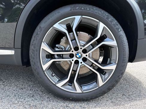 New 2026 BMW X5 xDrive50e w/ Executive Package image 10