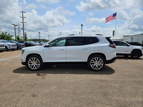 New 2026 GMC Acadia Denali FWD image 2
