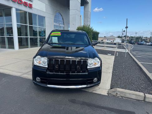 Used 2006 Jeep Grand Cherokee SRT8 w/ SRT Option Group I AWD/4WD image 8