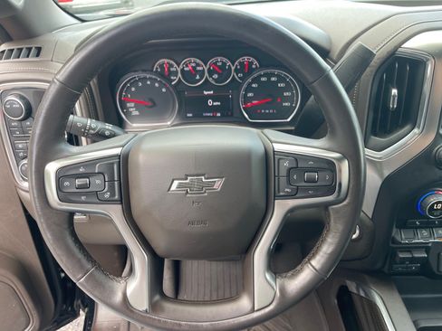 Used 2020 Chevrolet Silverado 1500 LT Trail Boss AWD/4WD image 7