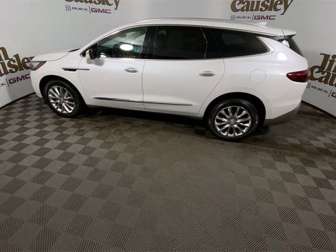 Used 2021 Buick Enclave Premium w/ Surround and Sites Package image 5