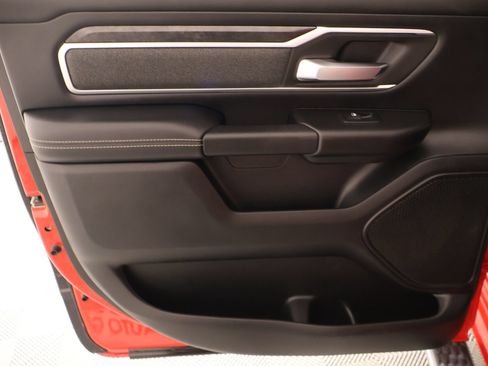 Used 2019 RAM 1500 Big Horn AWD/4WD image 15