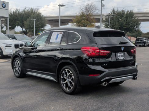 Used 2021 BMW X1 sDrive28i image 13