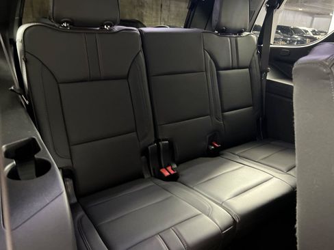 Used 2022 Chevrolet Tahoe RST RWD image 18