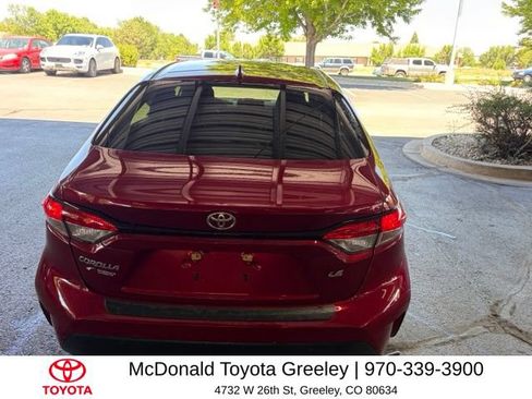 Used 2022 Toyota Corolla LE w/ LE Convenience Package FWD image 6