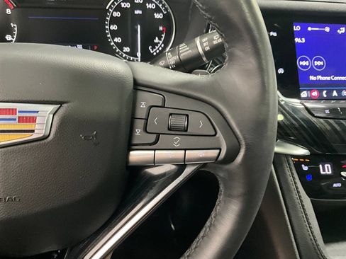 Used 2024 Cadillac XT6 Premium Luxury AWD/4WD image 20