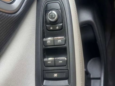 Used 2019 Subaru Forester Premium image 16