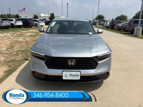 New 2026 Honda Accord LX image 2