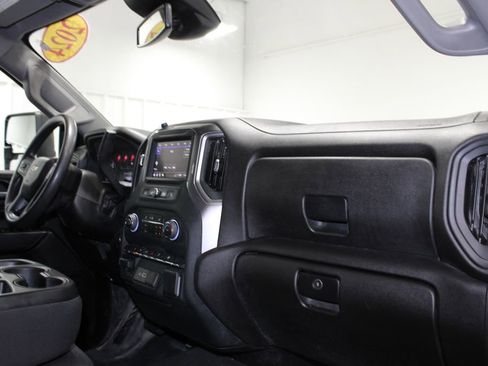 Used 2024 Chevrolet Silverado 2500 Custom w/ Custom Value Package image 27