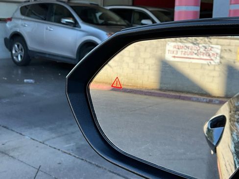 Used 2025 Hyundai Kona SEL image 20