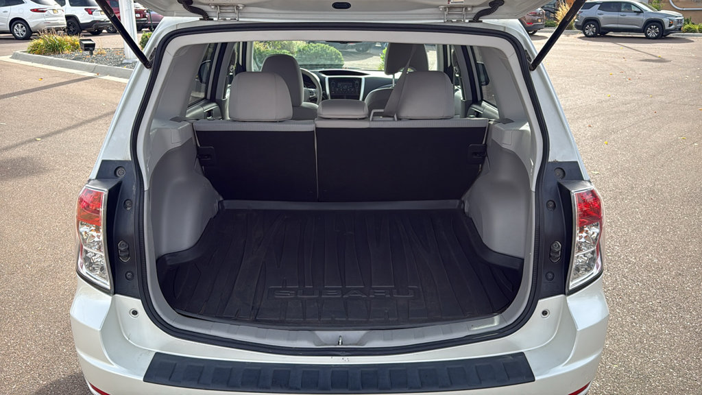 Used 2013 Subaru Forester 2.5X Premium AWD/4WD image 11