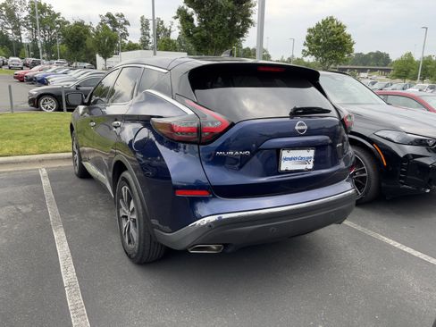 Used 2023 Nissan Murano S AWD/4WD image 15