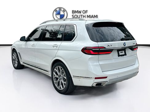 Certified 2024 BMW X7 xDrive40i w/ Climate Comfort Package AWD/4WD image 5