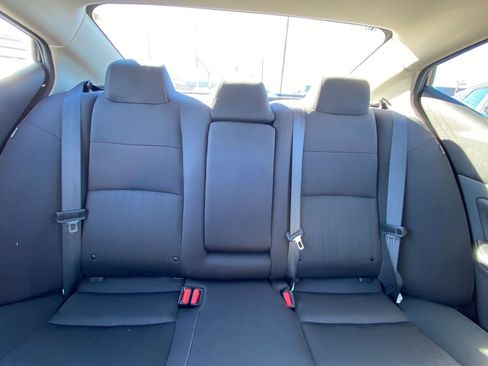 Used 2025 Nissan Altima 2.5 SV image 38