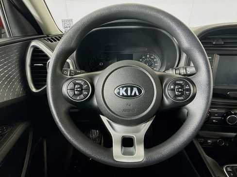 Used 2020 Kia Soul LX FWD image 13