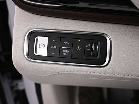 New 2026 Buick Enclave Avenir w/ Super Cruise Package image 19