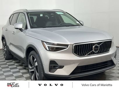 New 2025 Volvo XC40 B5 Ultra w/ Protection Package