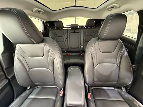 New 2025 Ford Mustang Mach-E Premium image 27