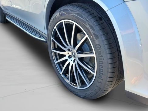 New 2026 Mercedes-Benz GLS 450 4MATIC image 6