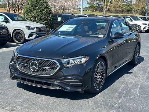 New 2026 Mercedes-Benz E 350 4MATIC Sedan image 3