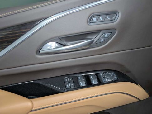 Certified 2022 Cadillac Escalade Premium Luxury w/ LPO, Illumination Package AWD/4WD image 42