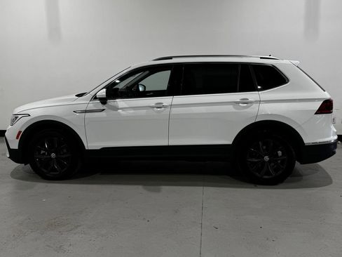 Used 2024 Volkswagen Tiguan SE FWD image 14