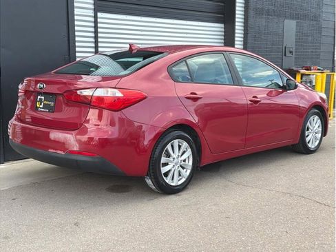 Used 2016 Kia Forte LX w/ LX Popular Plus Package FWD image 3