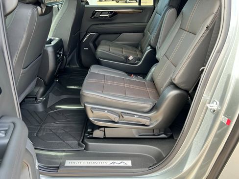 New 2026 Chevrolet Suburban High Country image 22