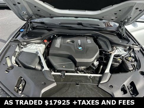 Used 2019 BMW 530i w/ Premium Package image 11