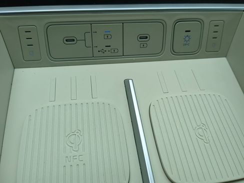 Used 2024 Hyundai Santa Fe Calligraphy image 24