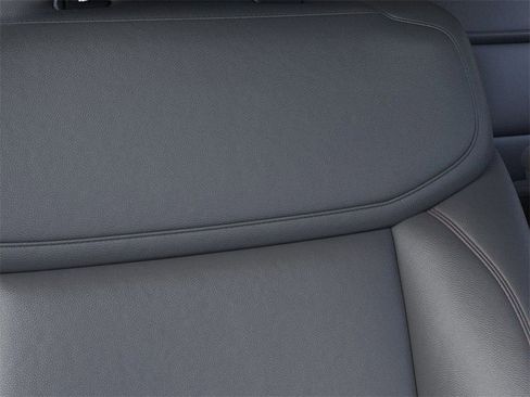 New 2026 Ford Expedition Active image 16