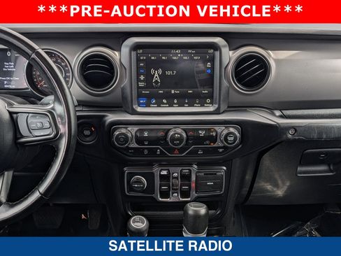 Used 2022 Jeep Gladiator Sport AWD/4WD image 24
