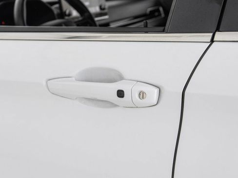 Used 2022 Mitsubishi Outlander SEL image 39