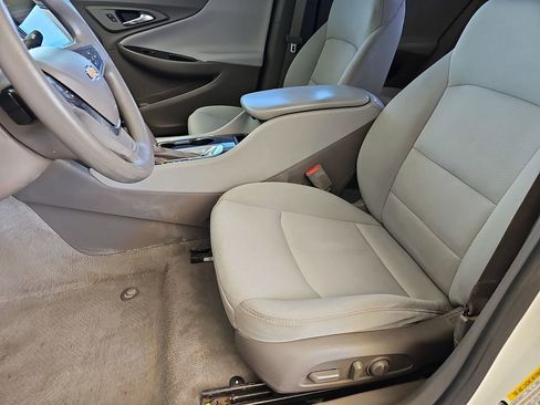 Used 2020 Chevrolet Malibu LS w/ Driver Confidence Package II FWD image 18