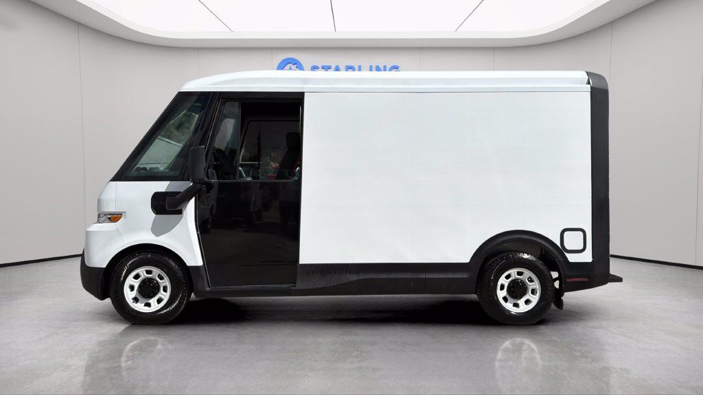 Used 2024 Chevrolet Brightdrop 400 w/ Commercial Equipment Package AWD/4WD image 4