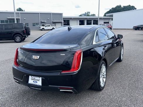 Used 2018 Cadillac XTS Luxury AWD/4WD image 8