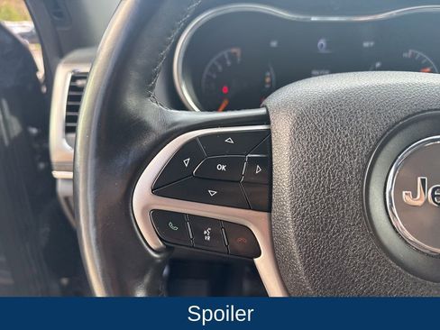 Used 2018 Jeep Grand Cherokee Limited image 18