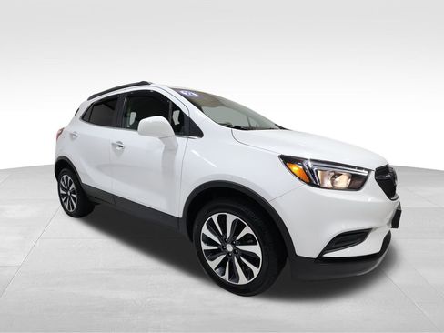 Used 2022 Buick Encore Preferred w/ Safety Package image 6