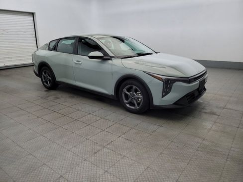 Used 2025 Kia K4 FWD image 11