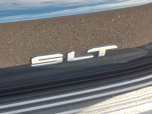 Certified 2024 GMC Yukon XL SLT image 34